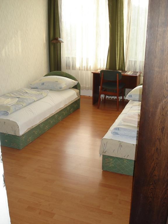 Eszterhazy Karoly Egyetem Hotel Eger Exterior foto